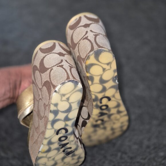 Coach Gold Metallic Thong Sandals - Elegant Summer Glam - Picture 8 of 9